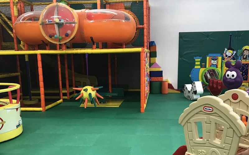How to Start an Indoor Playground Business