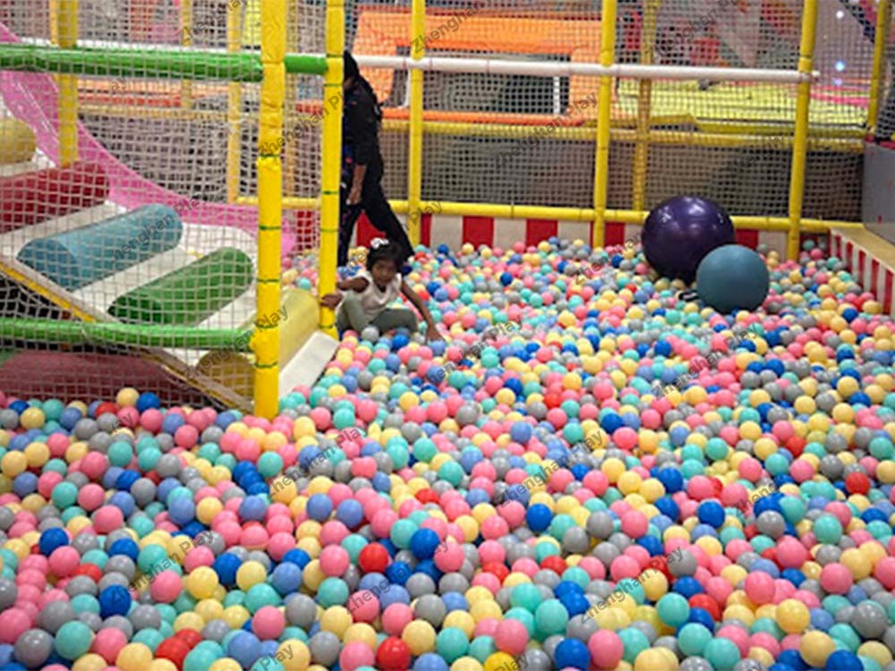 Childrens Indoor Play Equipment with Slides & Trampolines