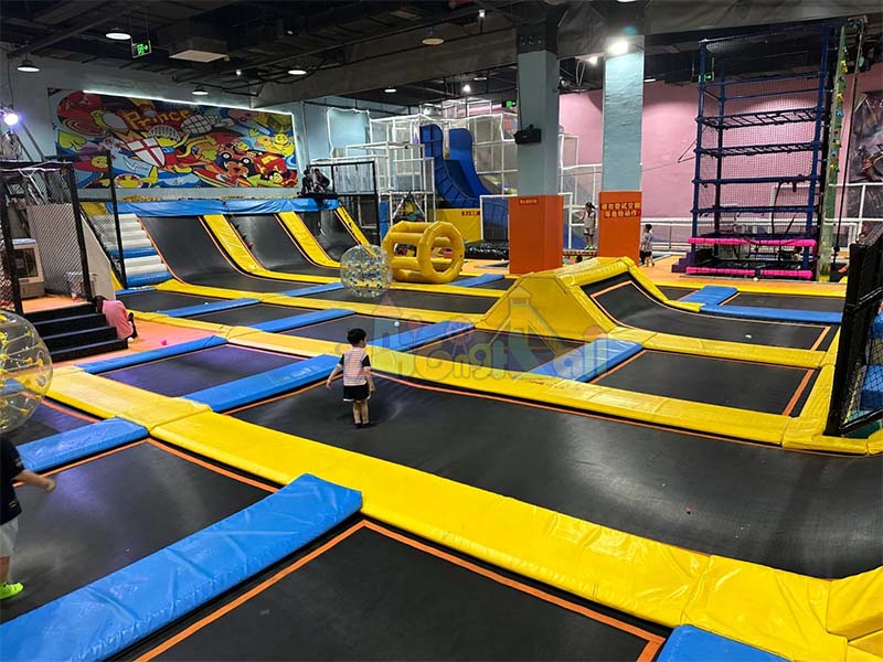 Commercial trampolines and huge indoor amusement parks for indoor soft play in China